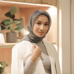 tutorial hijab formal pada wanita asia