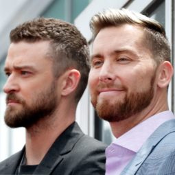 Justin Timberlake y Lance Bass con corte de pelo desvanecido