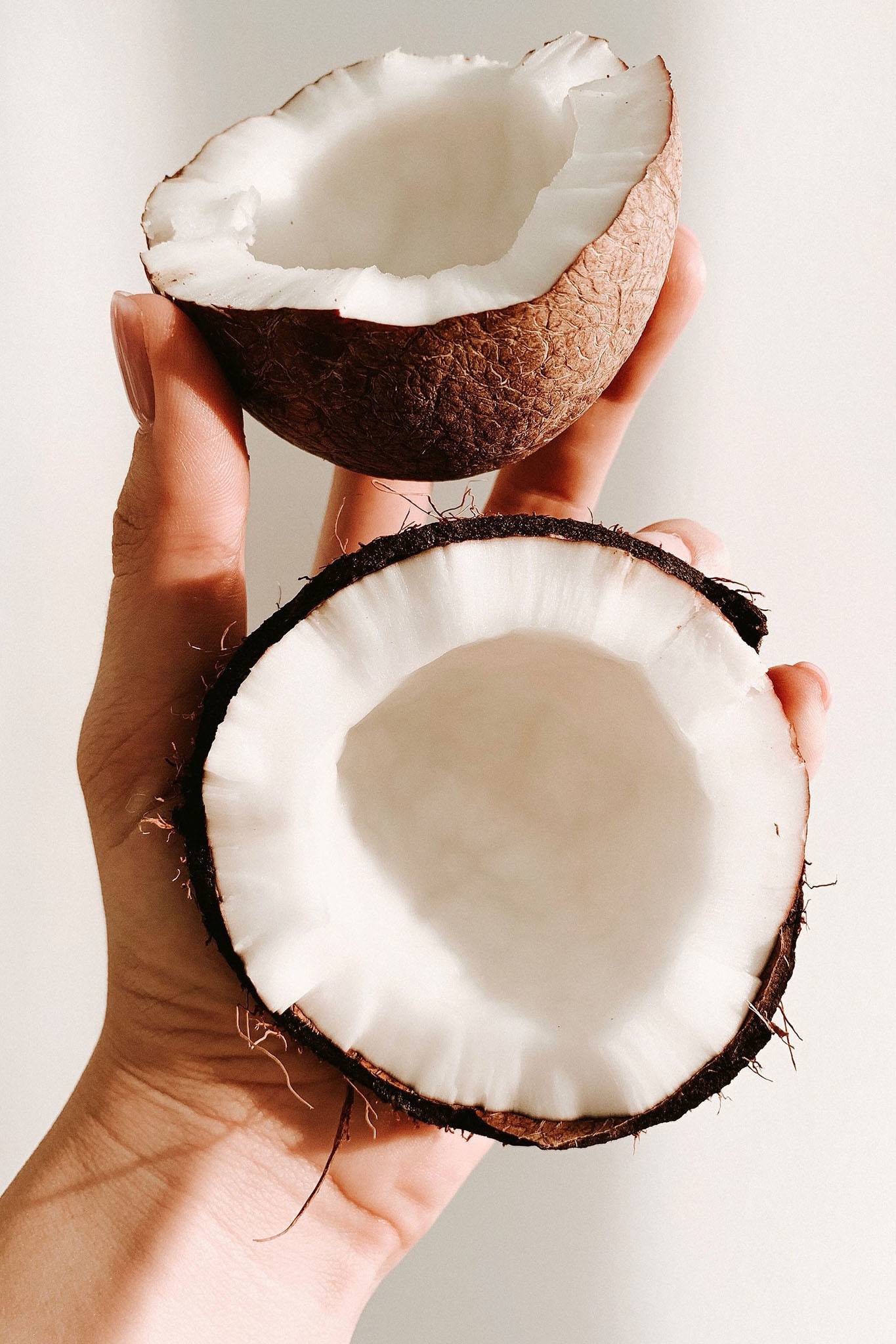 Aceite de coco para el pelo: así deberías usarlo para aprovechar sus  beneficios