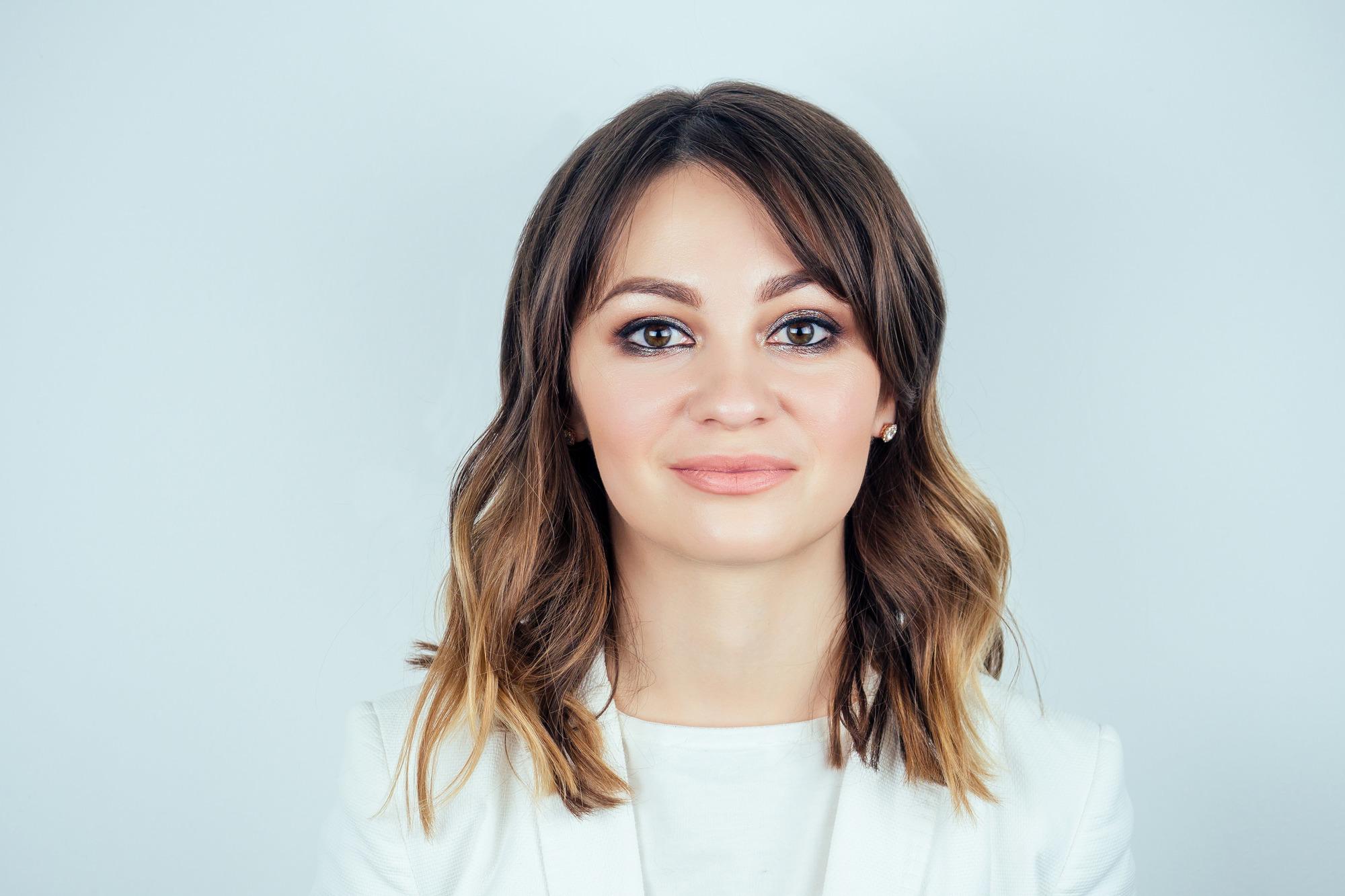 woman with ombre hairstyle