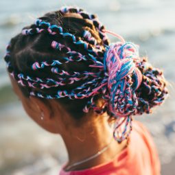 yarn braids colourful braids pink blue hairstyle