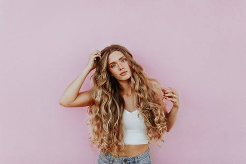 Sandy blonde lowlights