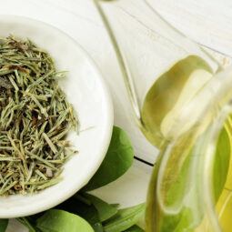 Hojas de té verde para el cabello