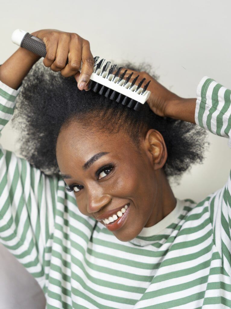 Lançamento escova para alisar os cabelos