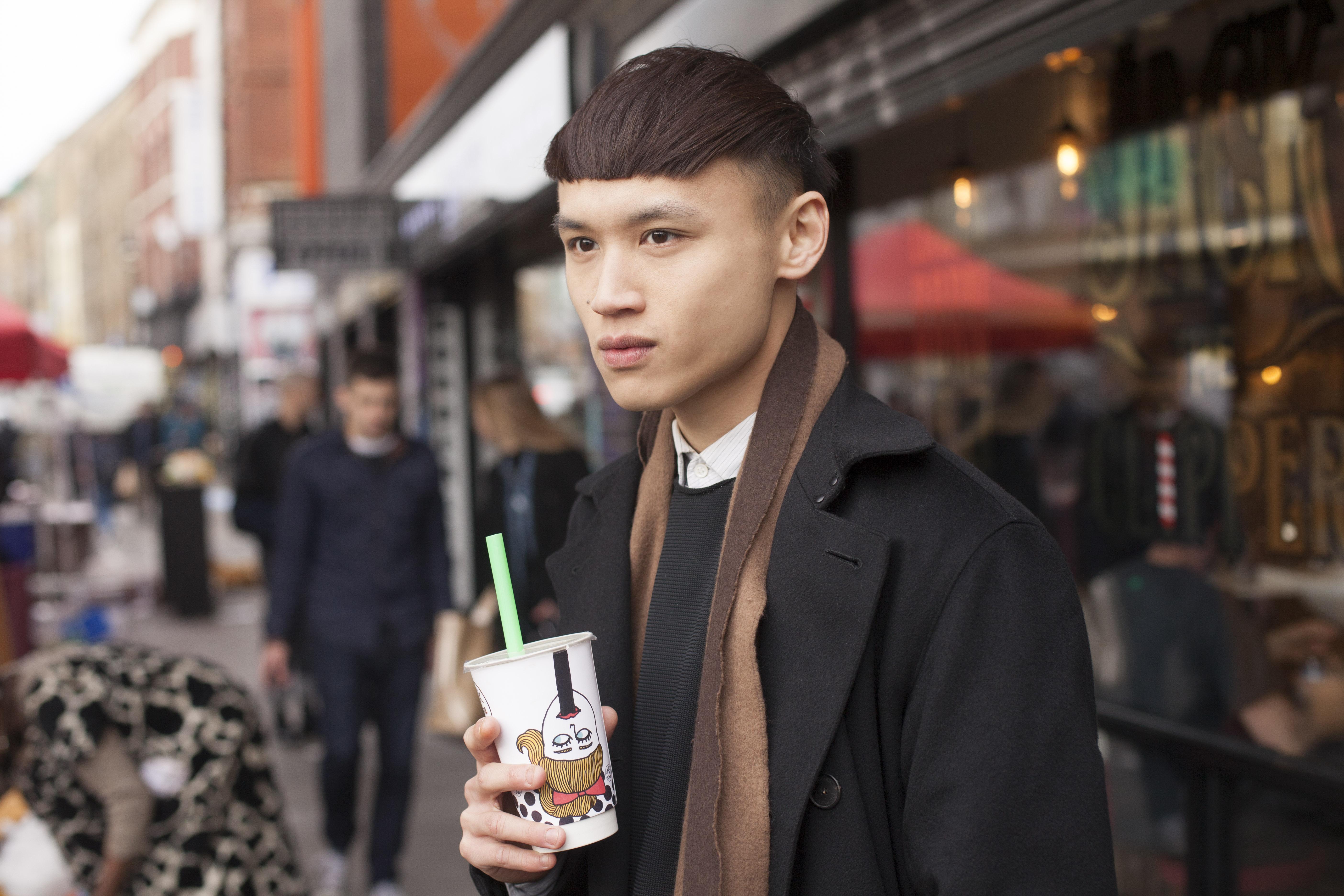 cabelo asiático masculino com franja