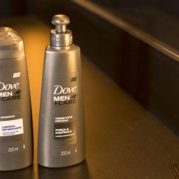 Dove Men + Care Shampoo Limpeza Refrescante é bom para cabelo oleoso