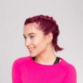 modelo de cabelo rosa com trança dupla holandesa