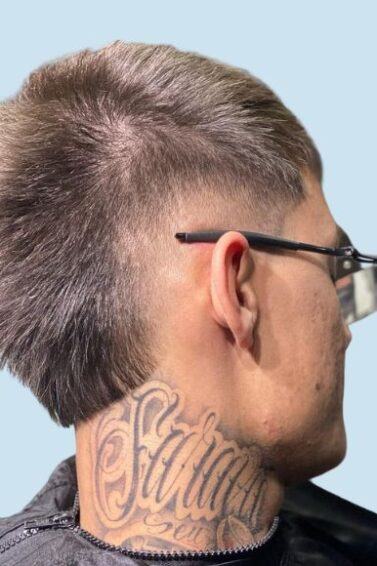 7 ideias de Corte de cabelo disfarçado  cabelo, corte de cabelo masculino,  tatuagens de cabelo