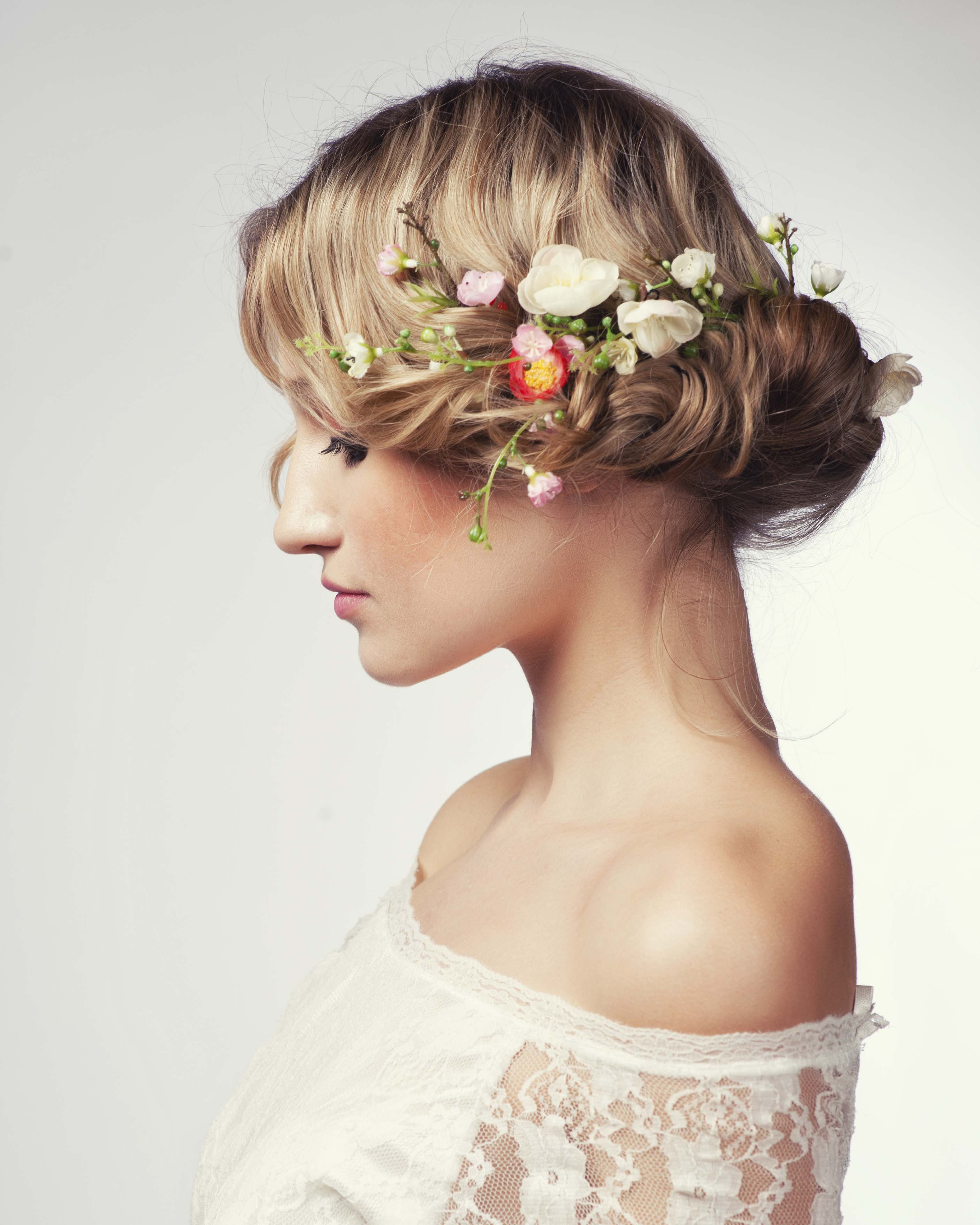 50 Wedding Hairstyles for All Hair Types - Zola Expert Wedding Advice