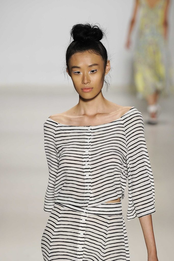Asian hairstyles with buns