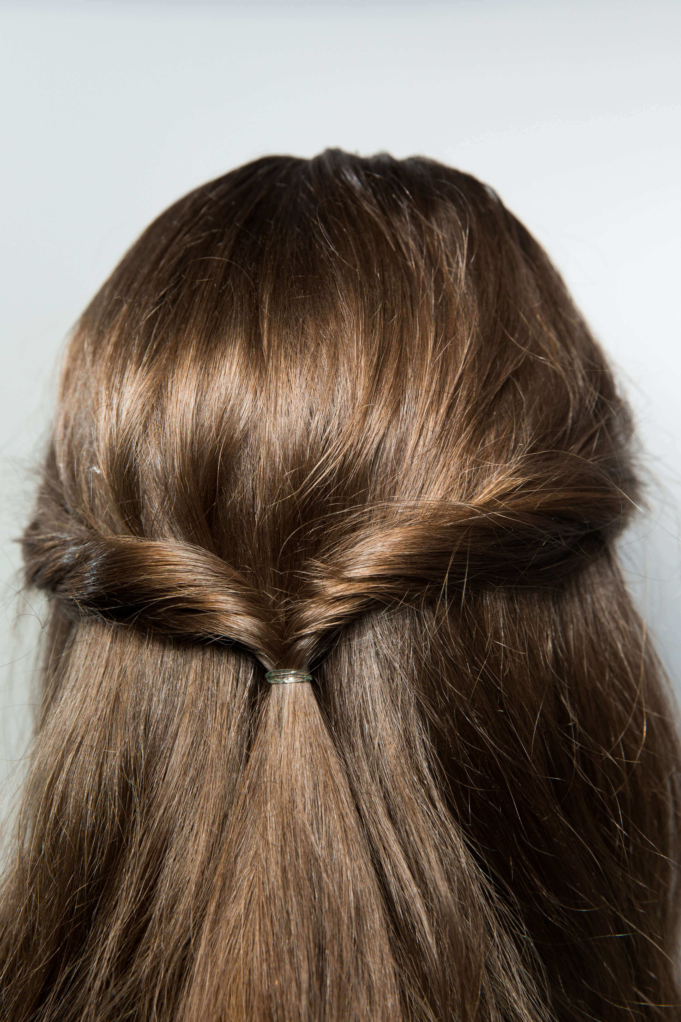 Pretty & Doable Hairstyles for Thin Hair for Brides & Bridesmaids