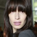 faces rounded bangs