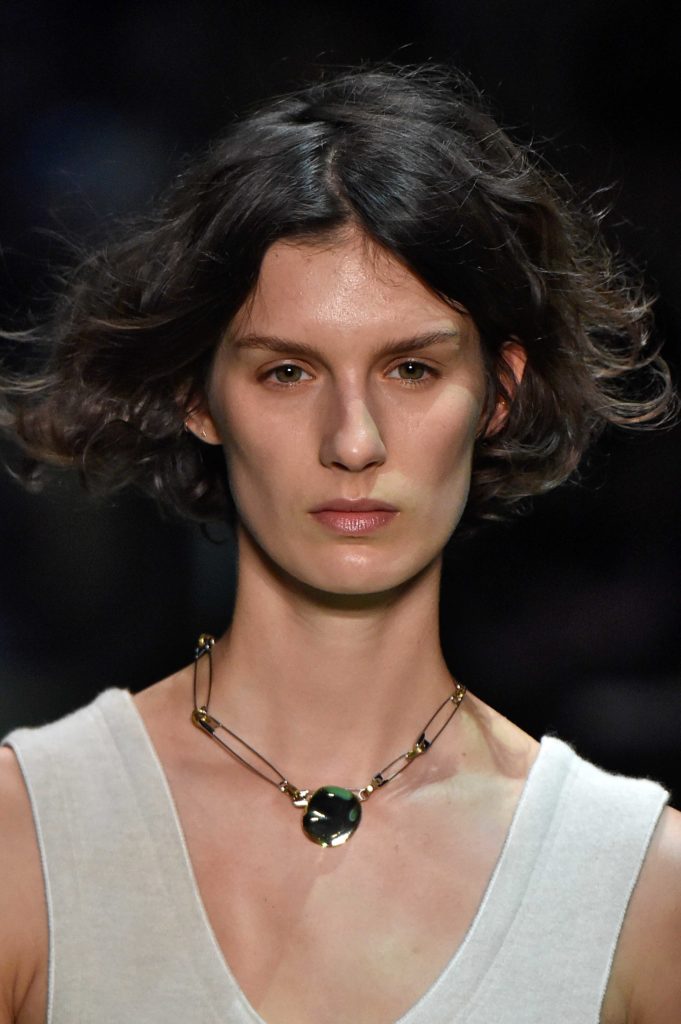short haircuts for thick hair with waves short haircuts for thick hair with waves