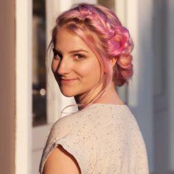 party hairstyles: Pull Through Hair Crown