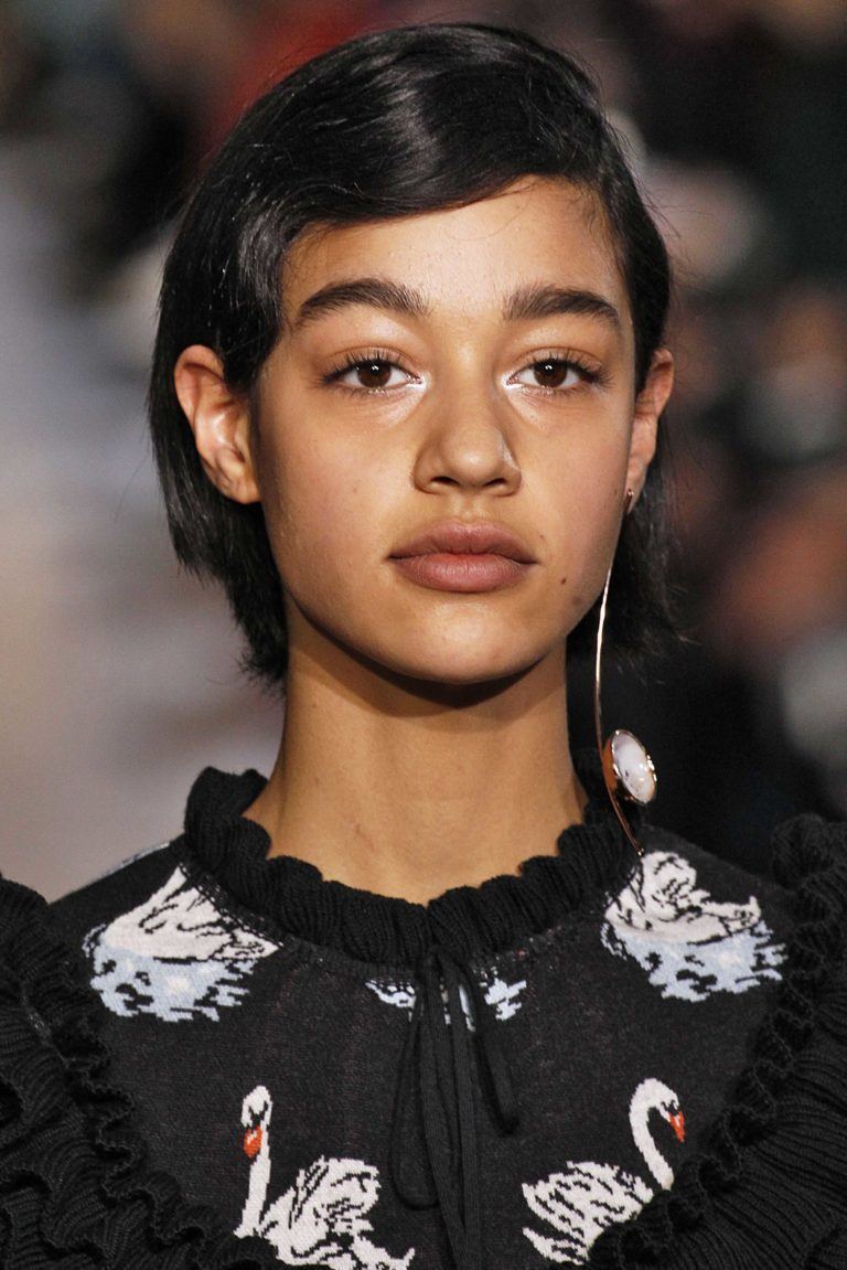 short hairstyles for black women: tousled bob