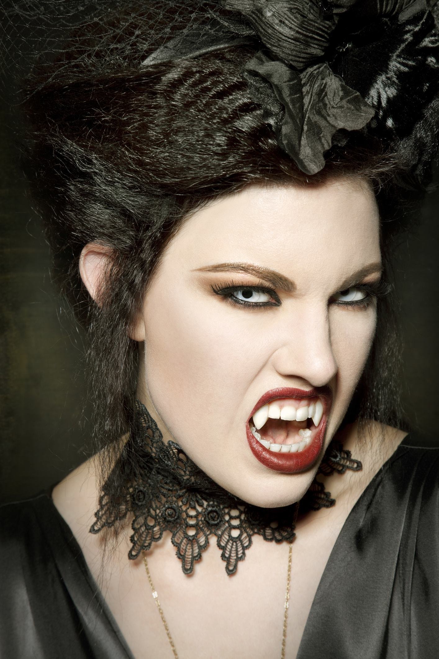 17 Vampire Hairstyles to Spook this Halloween | All Things Hair US
