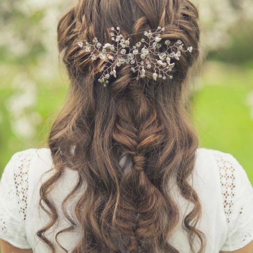 7 Modern Takes On Classic Wedding Hairstyles | All Things Hair 2022