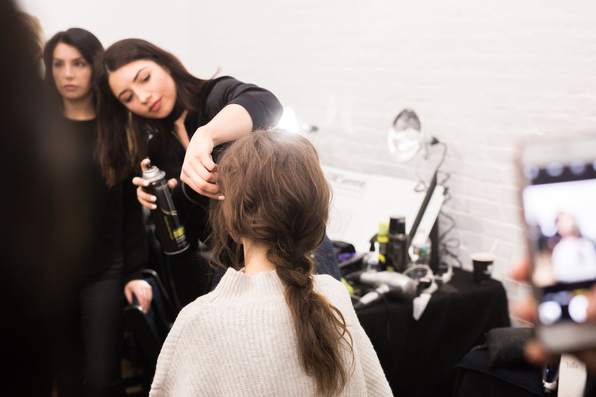 justine marjan creating slept in texture hairstyles for creatures of comfort show