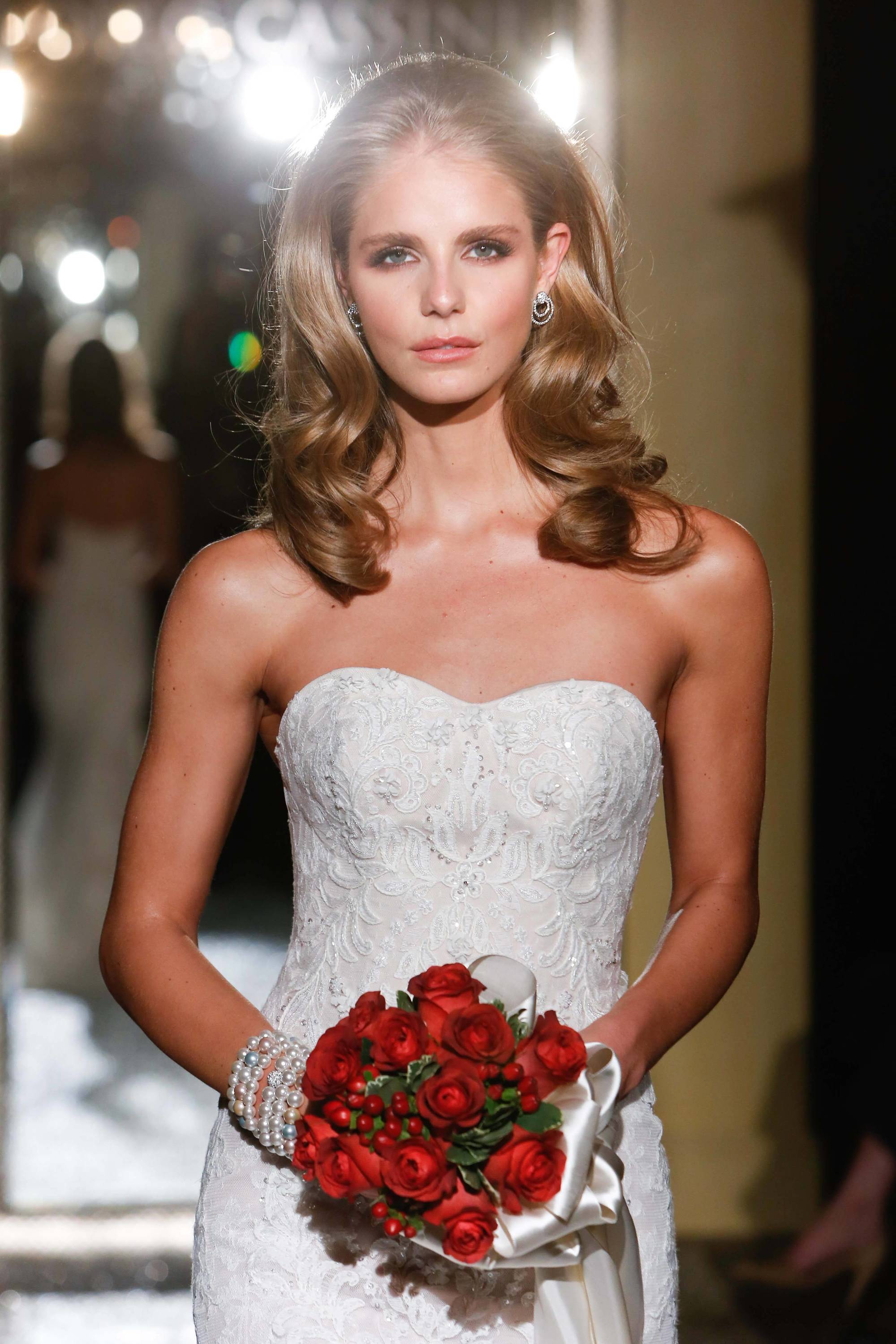 40 Easy Wedding Hairstyles for a Simple Bridal Look