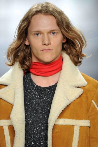 2016 long hairstyles for men: wavy hair