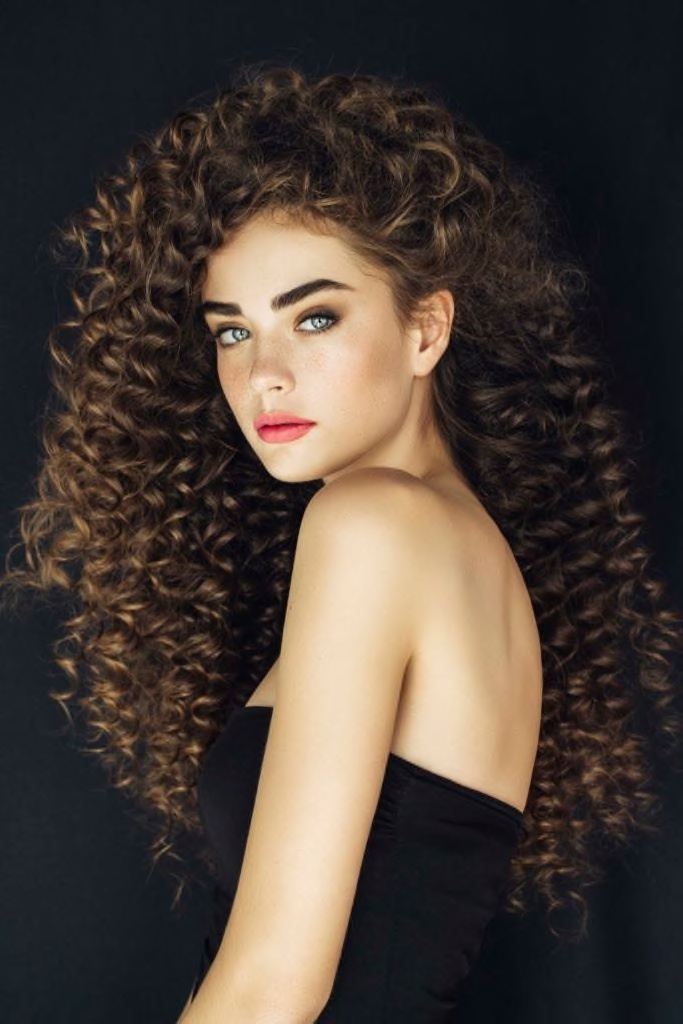 45 Mesmerizing Perm Hairstyles to Make You Steal the Spotlight | PINKVILLA