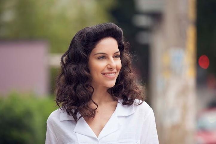 1950s waves with bridesmaid hairstyles