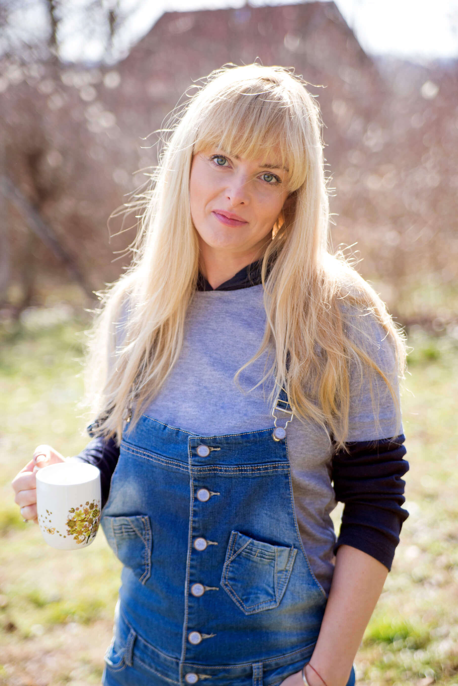 blonde and fine layered haircuts with bangs