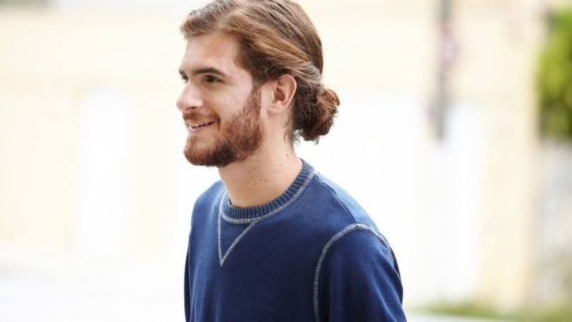 Types Of Man Bun That Men With Long Hair Should Try