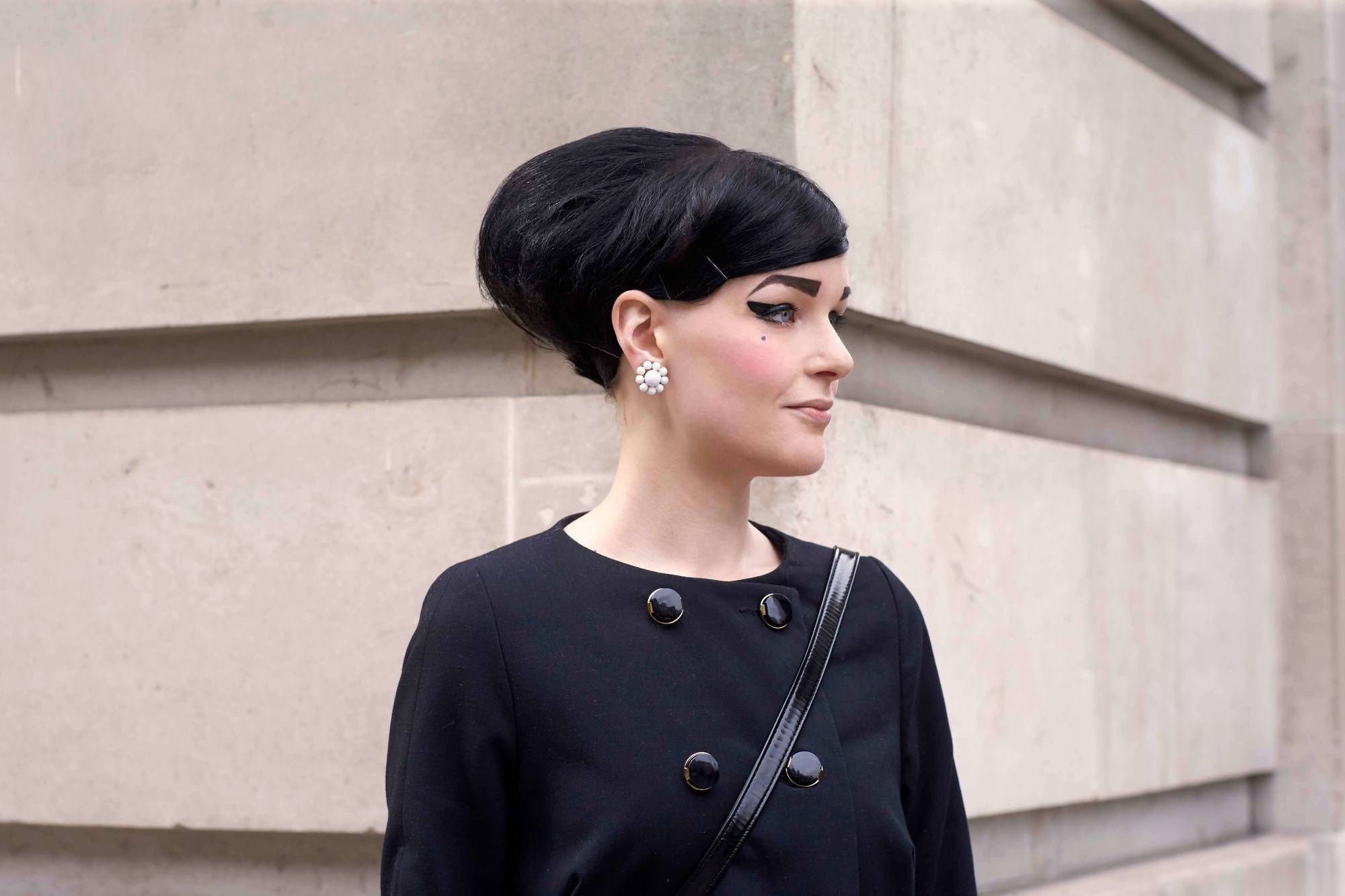halloween hair ideas beehive