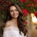 hair color for olive skin: brown waves