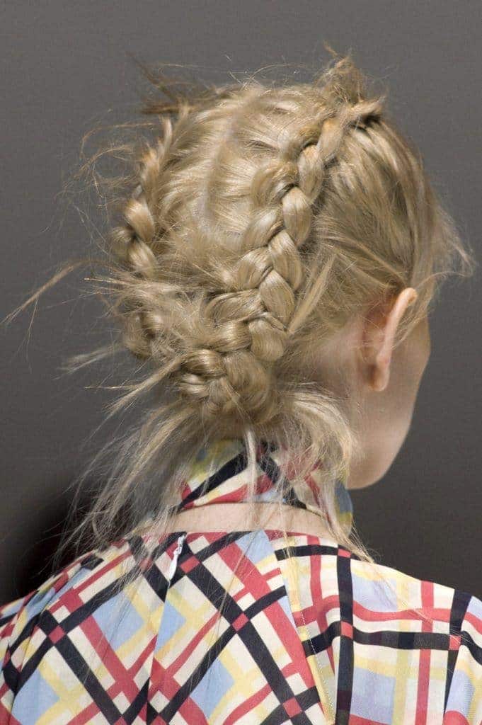 wedding updos for medium hair french braids