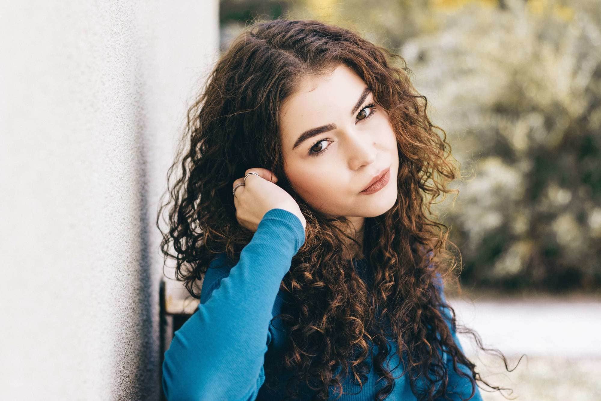 layered curly hair thin curls