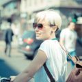 popular short hairstyles 90s mushroom