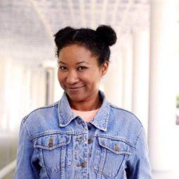 protective styles for short natural hair: space buns