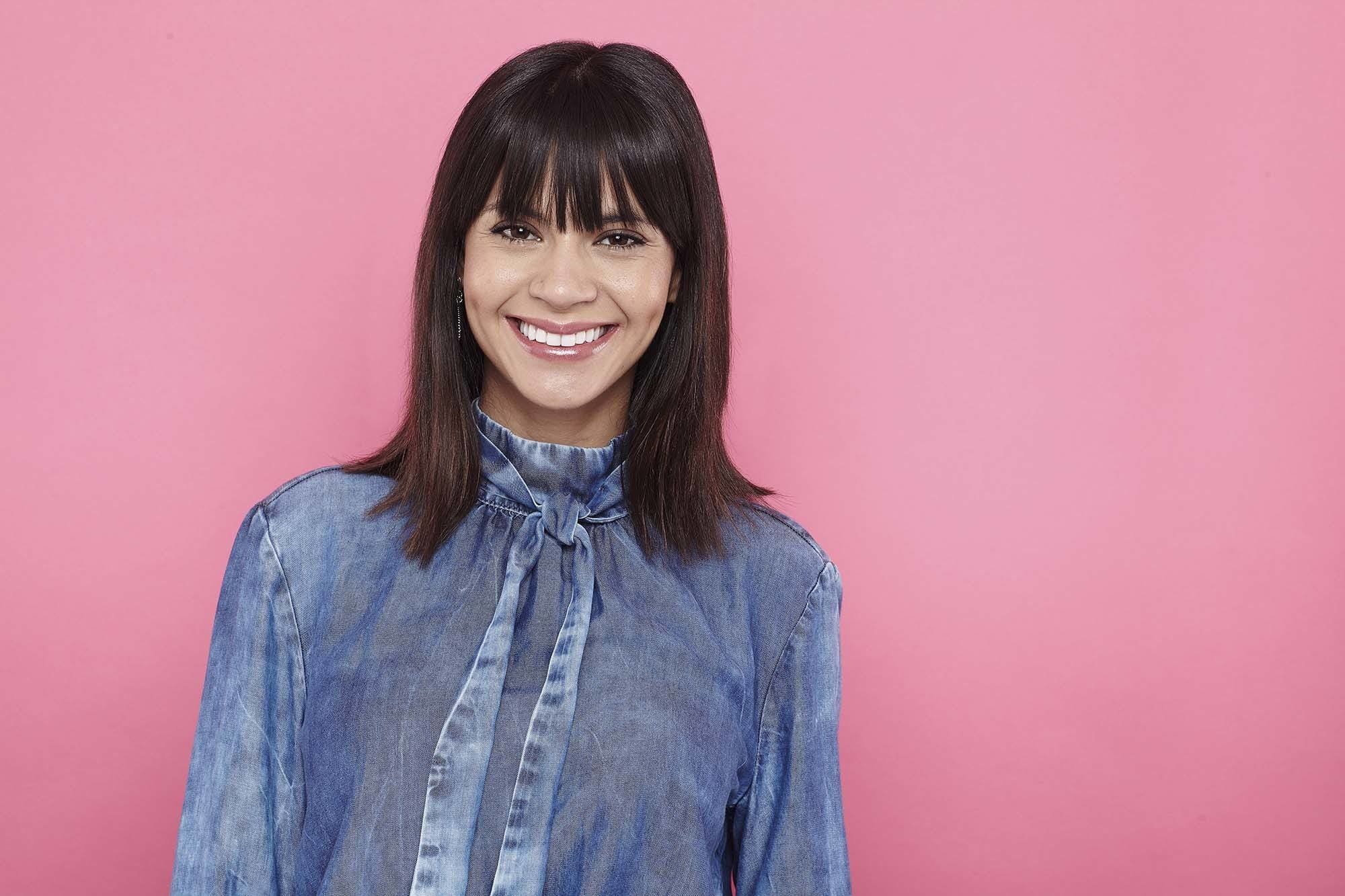 medium short hairstyles layered lob and full fringe.