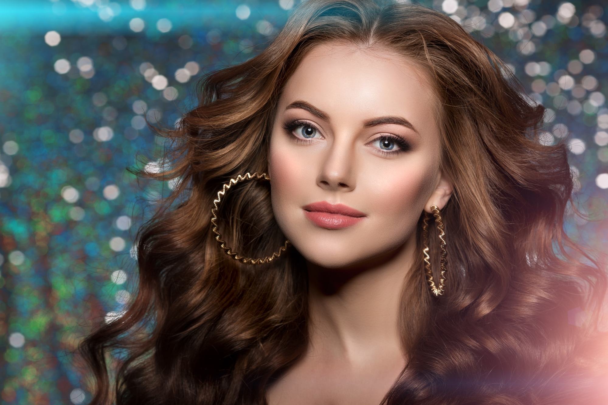Christmas party hairstyles major volume brunette