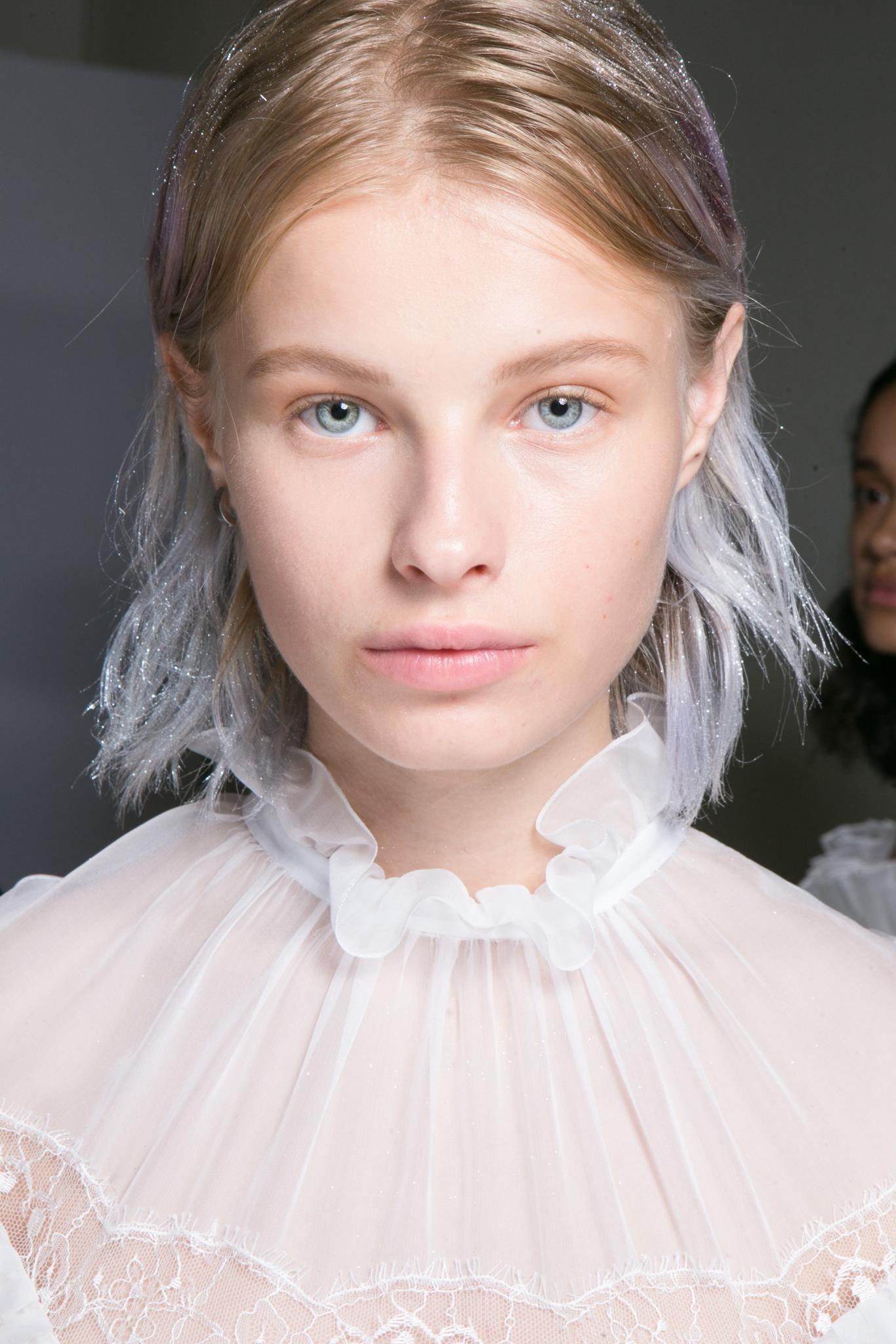 glitter ombré: ice blonde hair