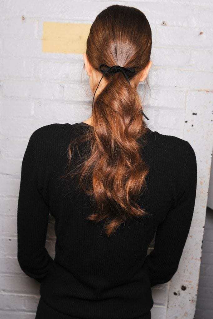 Ribbon Hairstyles: Chic and Easy Hairstyle Ideas for the Holidays