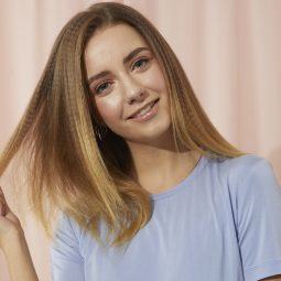 how to crimp hair featured image