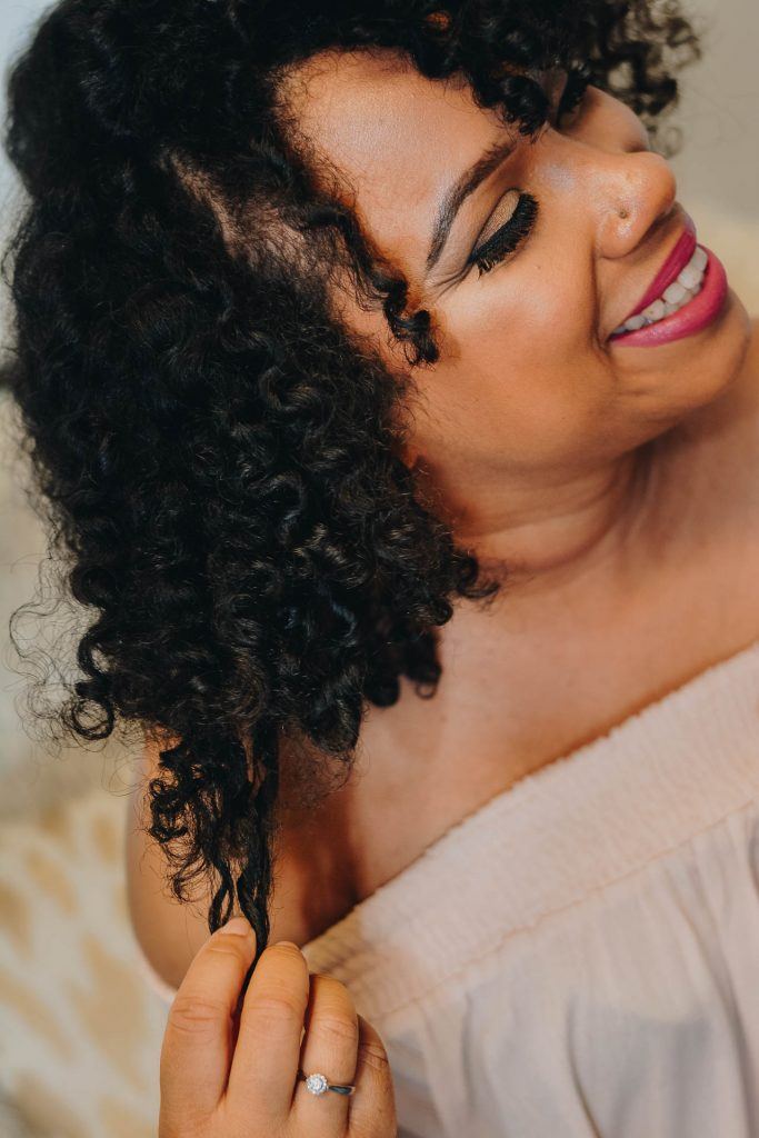 25 Best Curly Hairstyles For Black Women - 2023