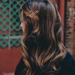 hair accessory trend safety pin clip balayage