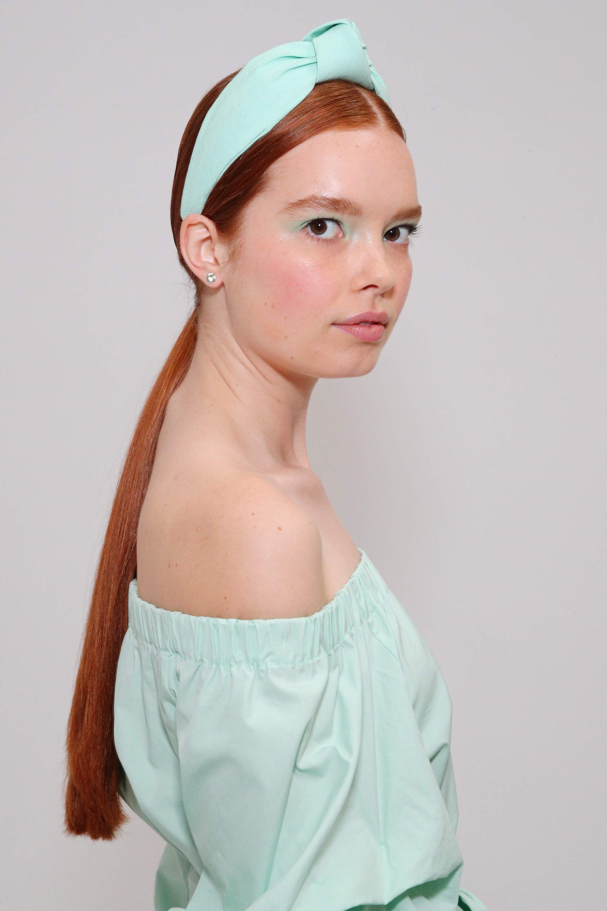 hairstyles from NYFW red hair headband