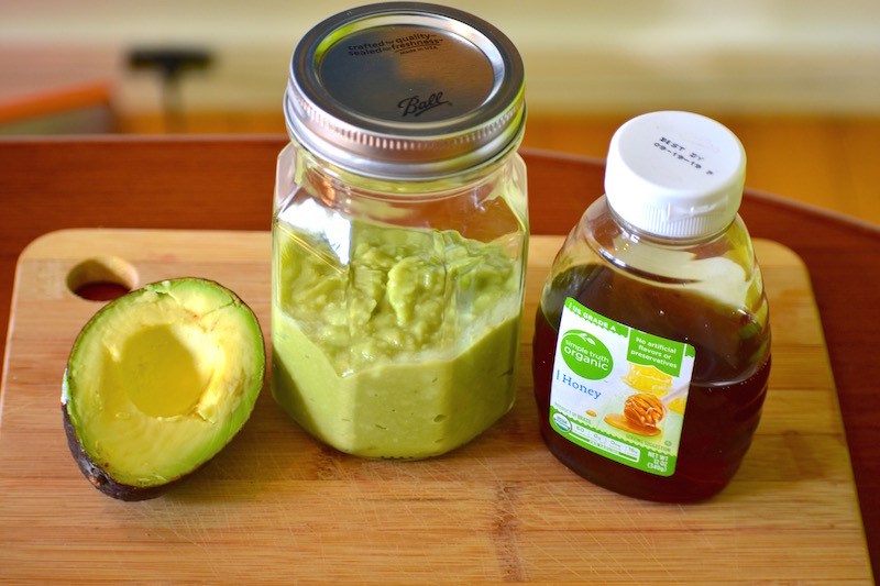 classycurlies avocado honey diy deep conditioner