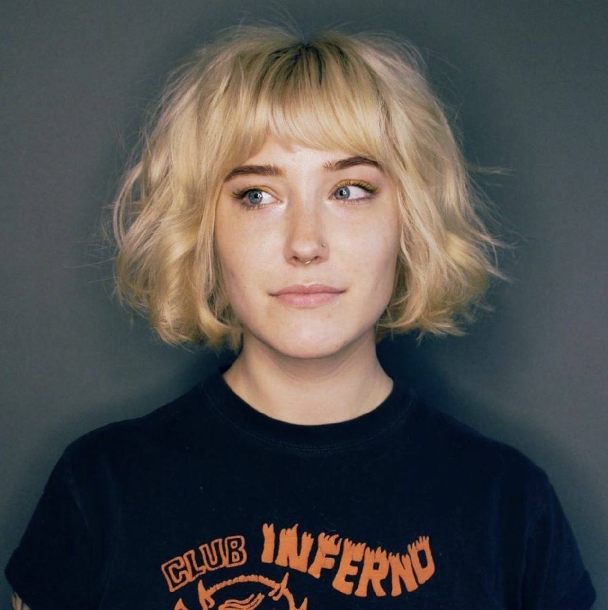 textured blunt bob and bangs