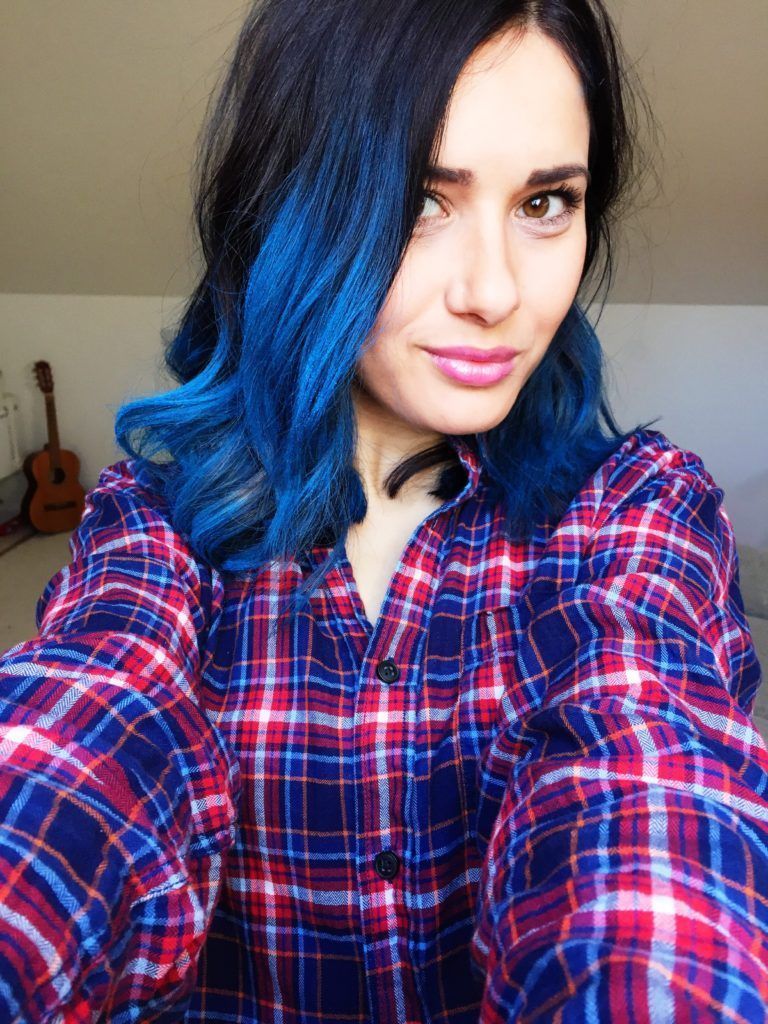 40 Fairy-Like Blue Ombre Hairstyles | Denim blue hair, Blue ombre hair,  Denim hair
