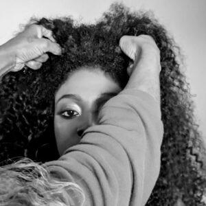 curly hair moisture