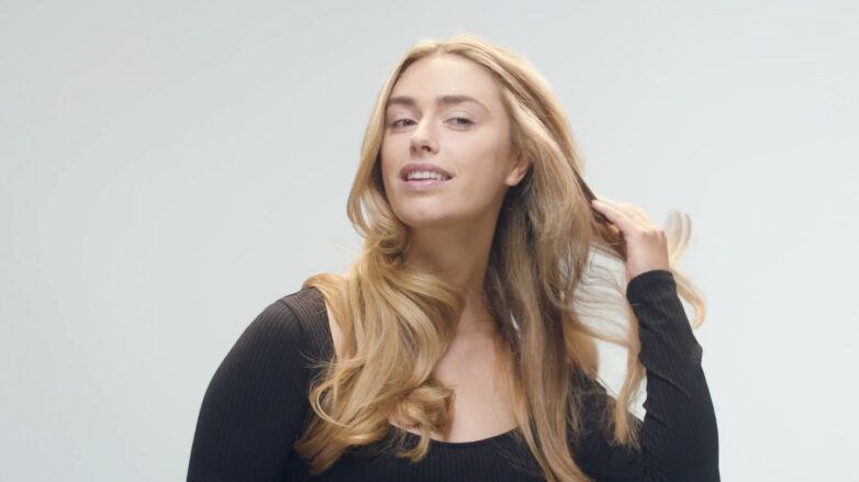 model showing final classic blow dry on natural hair look