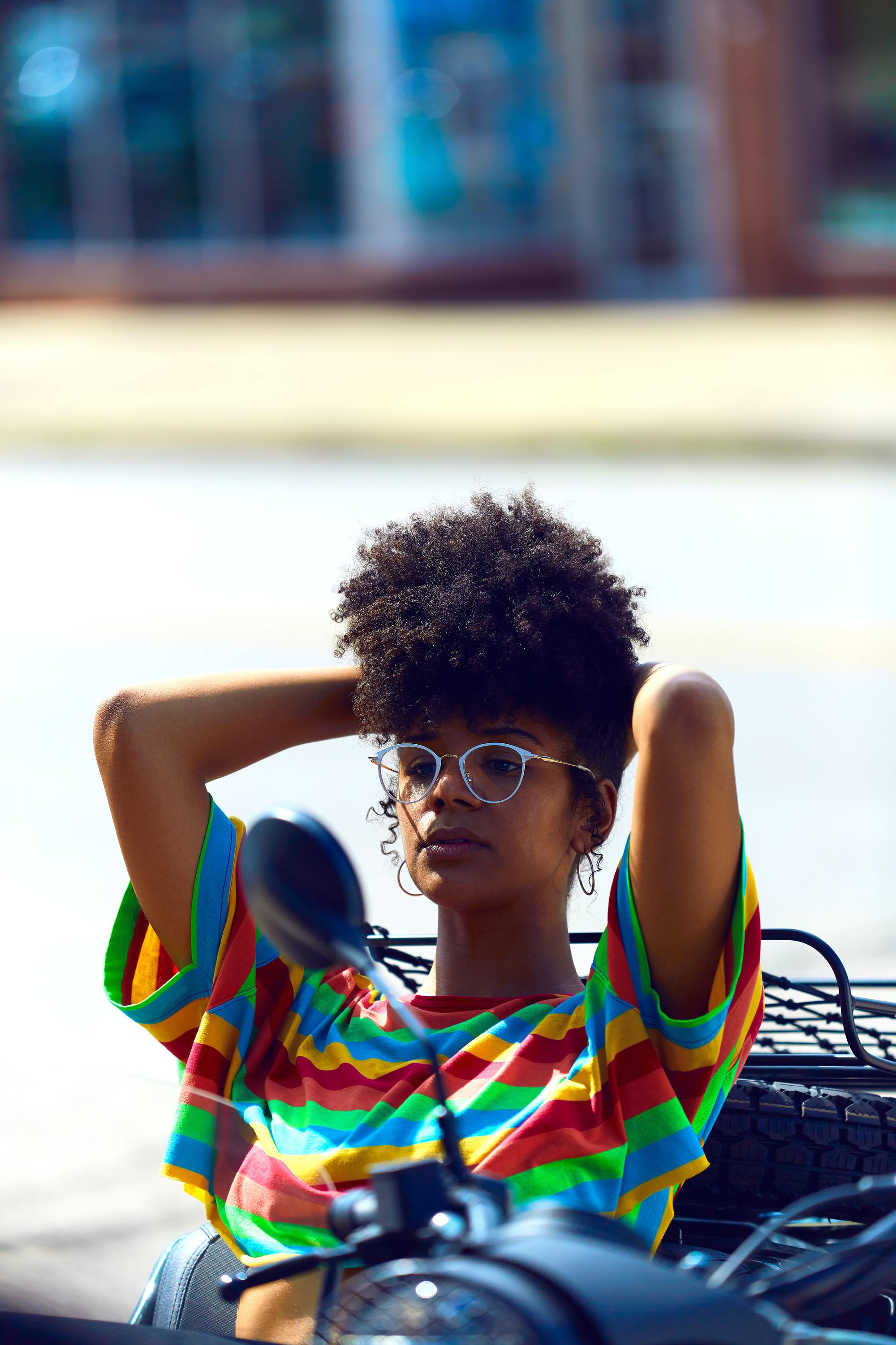 natural hairstyles pineapple