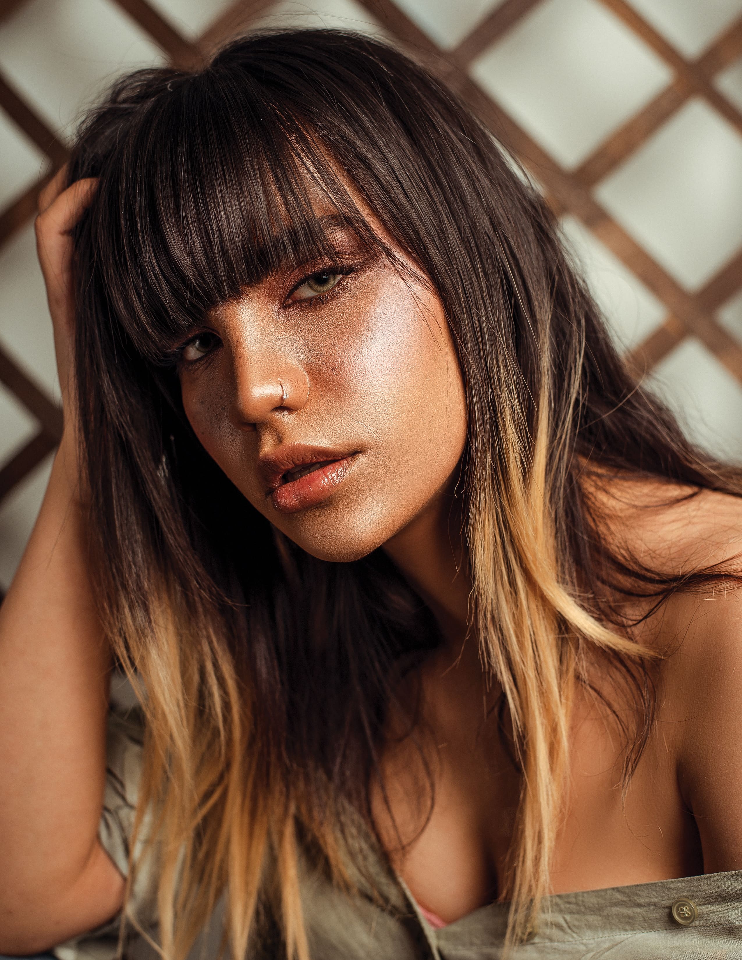 c-shape haircut brunette highlights bangs