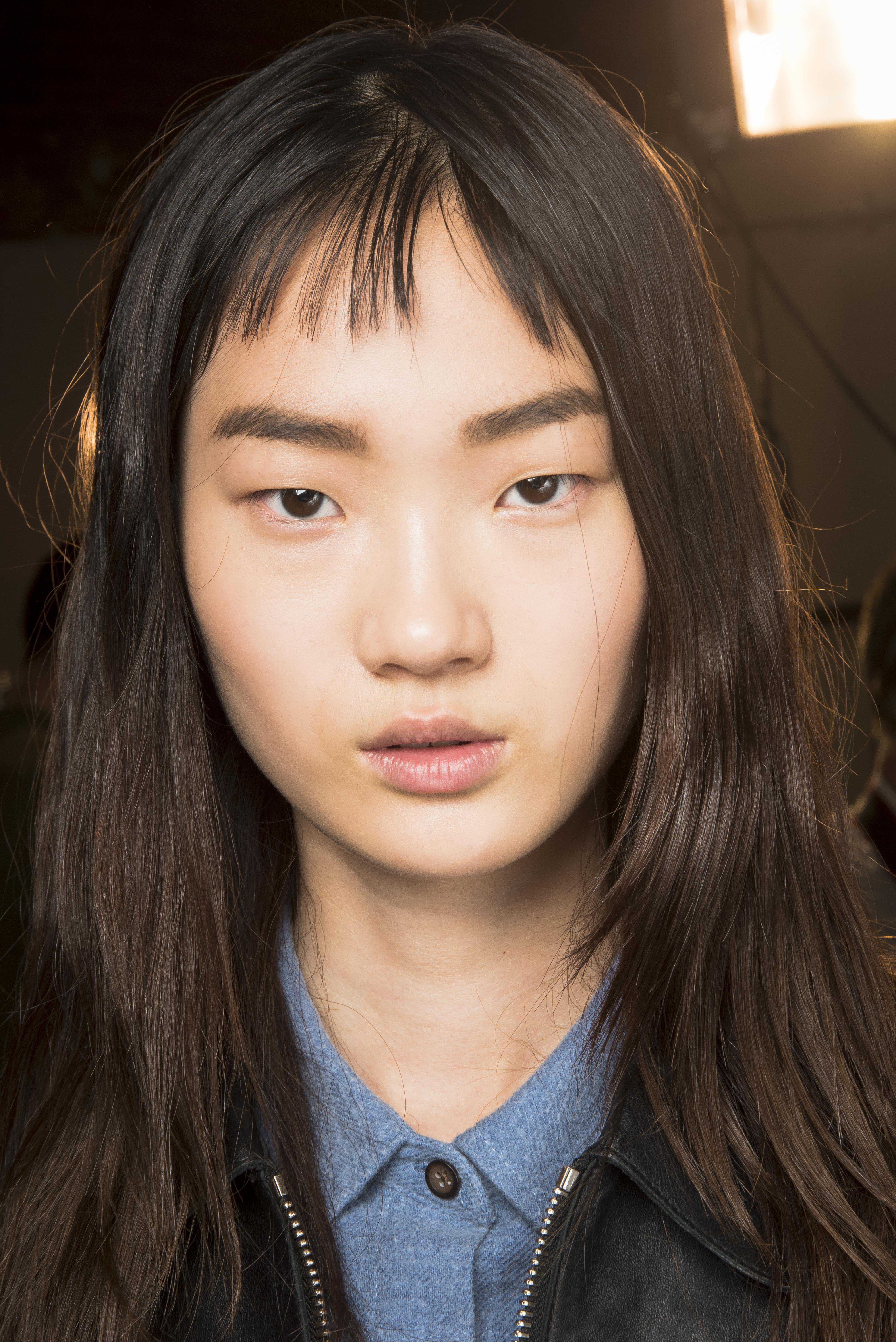 micro fringe for oval faces bangs